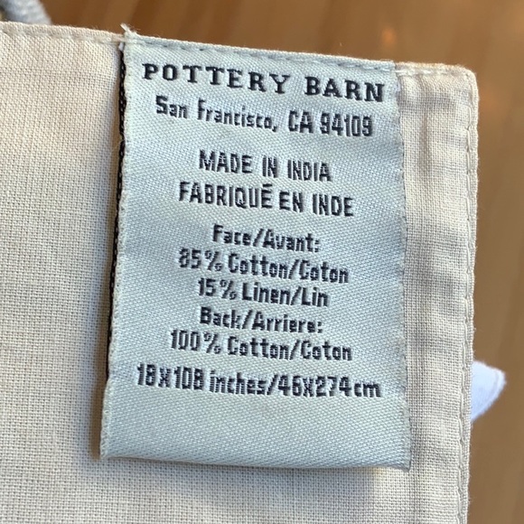 Pottery Barn Table Runner, Excellent Condition, Machine Washable - Picture 6 of 7